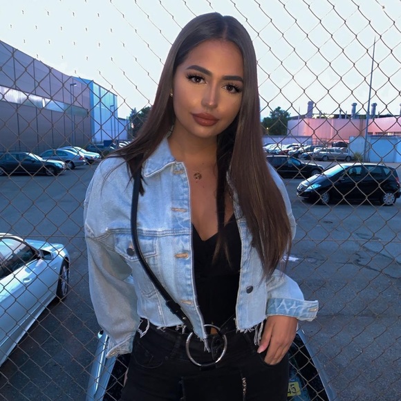 Zara Cropped Denim Jacket - Picture 8 of 15